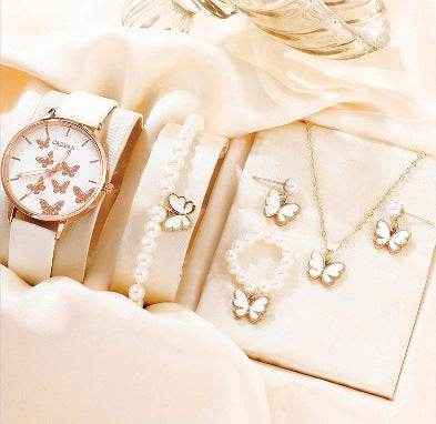 Niedliche Damen Uhr mit Armband, Ring, Ohrstecker und Halskette im Set - Kreativkauf.SI