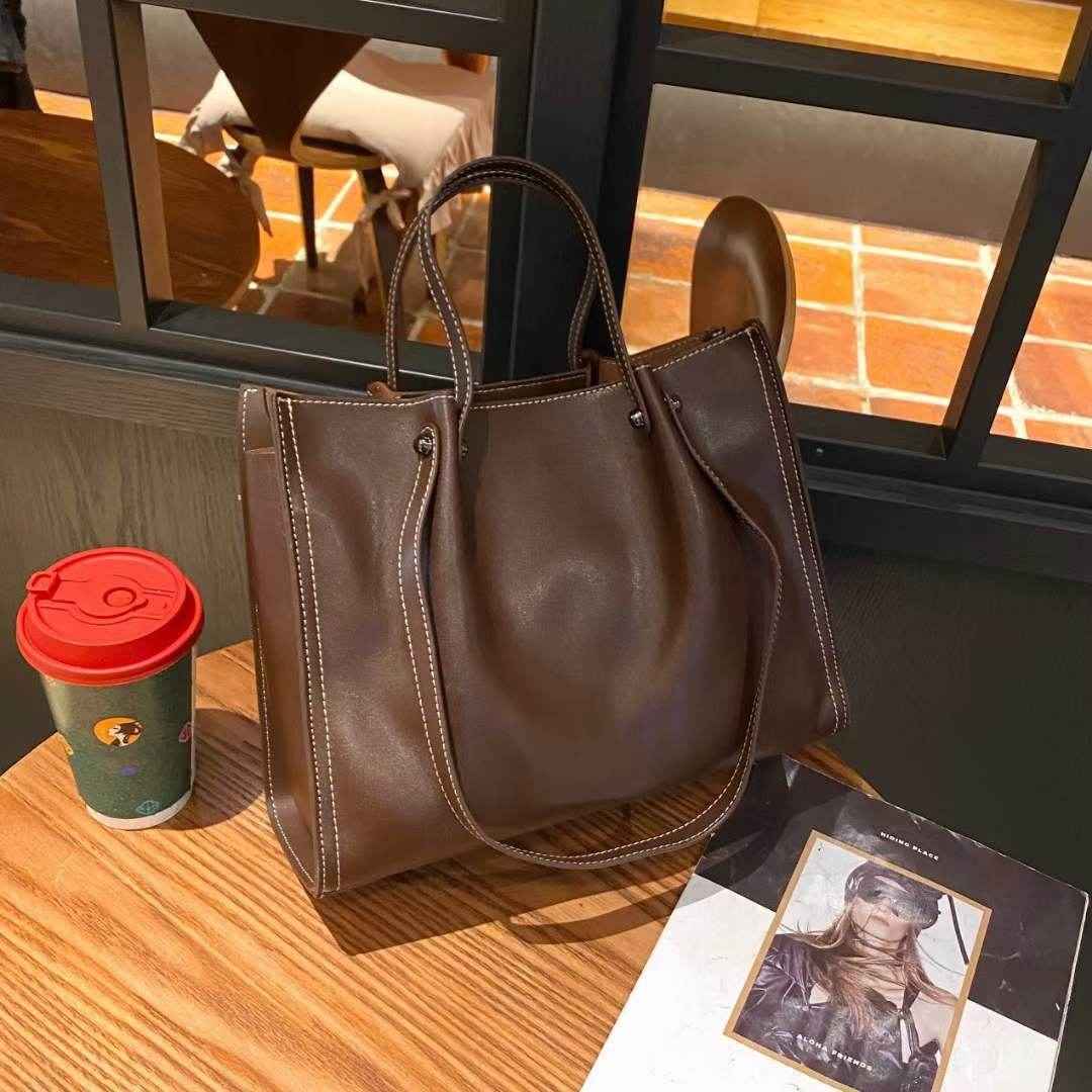 Leichte luxuriöse Umhängetasche für Damen - Ein Must-Have - Kreativkauf.SI
