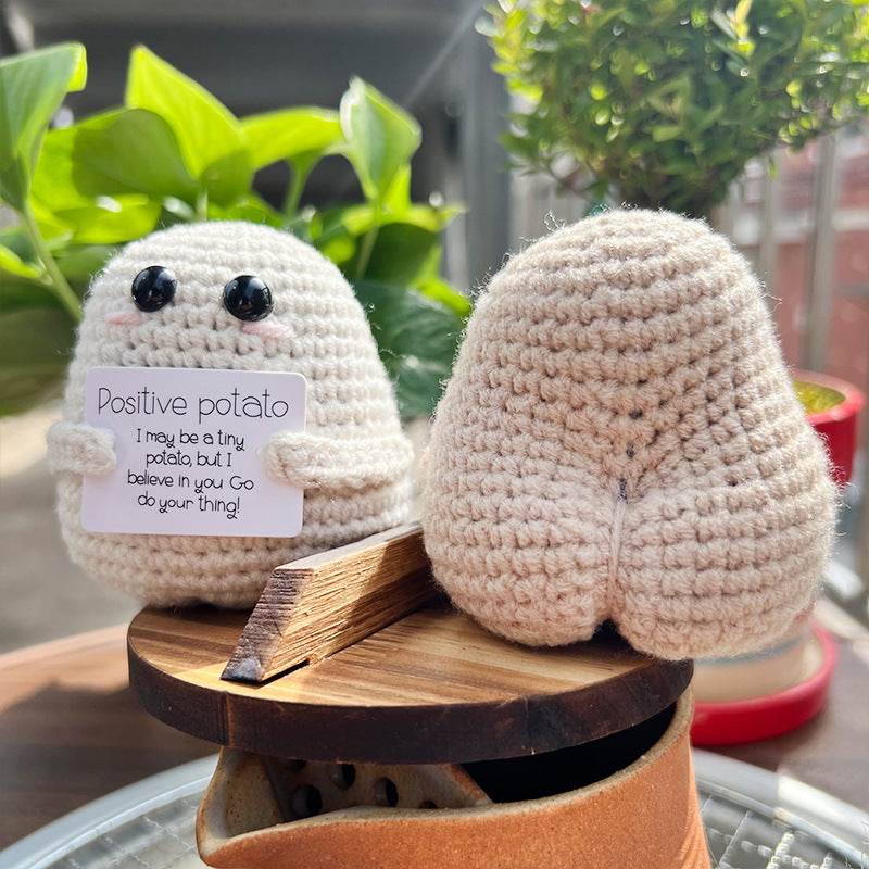 Gestrickte Gurken Puppe verleiht positive, nette  und emozonale Energie - Kreativkauf.SI