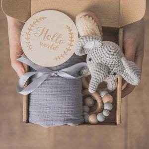 Baby Beißspielzeug für eine gesunde Zahnentwicklung im Geschenkset - Kreativkauf.SI