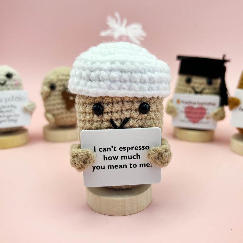 Gestrickte Gurken Puppe verleiht positive, nette  und emozonale Energie - Kreativkauf.SI