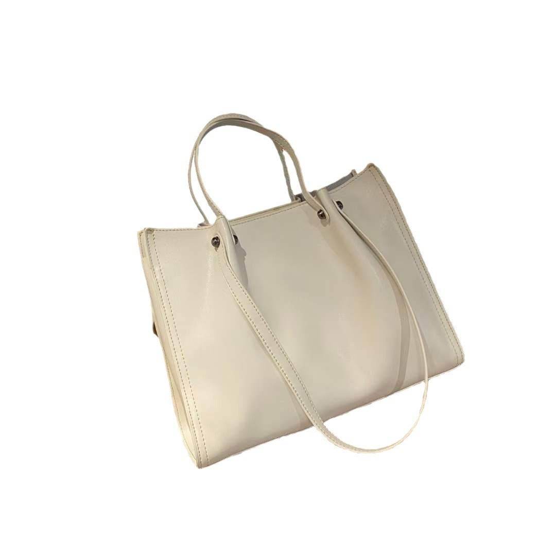 Leichte luxuriöse Umhängetasche für Damen - Ein Must-Have - Kreativkauf.SI