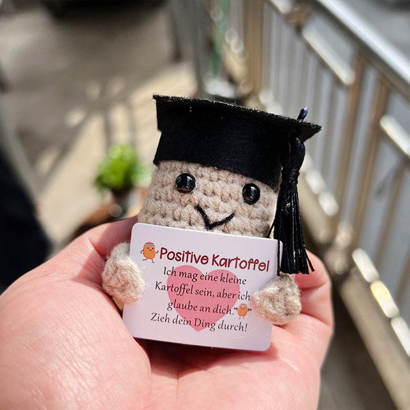 Gestrickte Gurken Puppe verleiht positive, nette  und emozonale Energie - Kreativkauf.SI