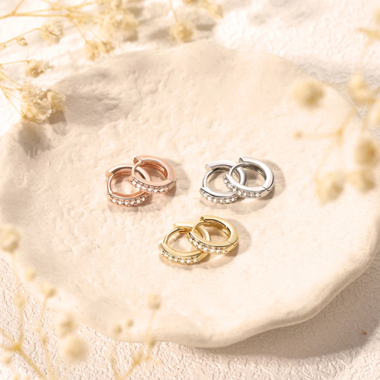 2/6PCS 316L Stainless Steel Minimalist Hoop Earrings Crystal Zirconia Small Cartilage Helix Tragus Piercing Jewelry for Women