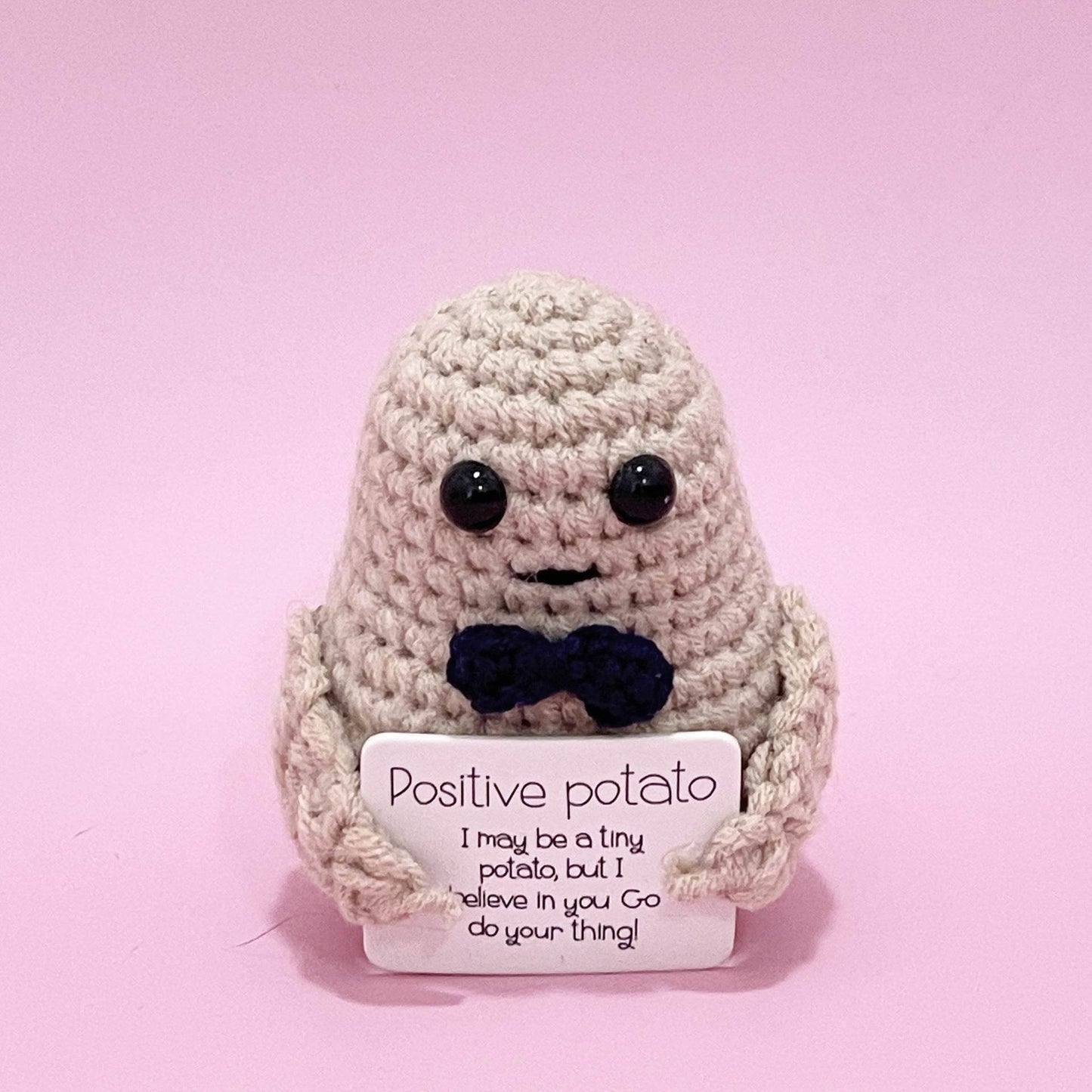 Gestrickte Gurken Puppe verleiht positive, nette  und emozonale Energie - Kreativkauf.SI