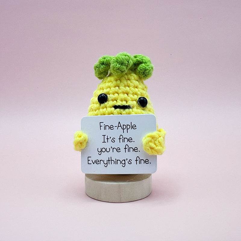 Gestrickte Gurken Puppe verleiht positive, nette  und emozonale Energie - Kreativkauf.SI