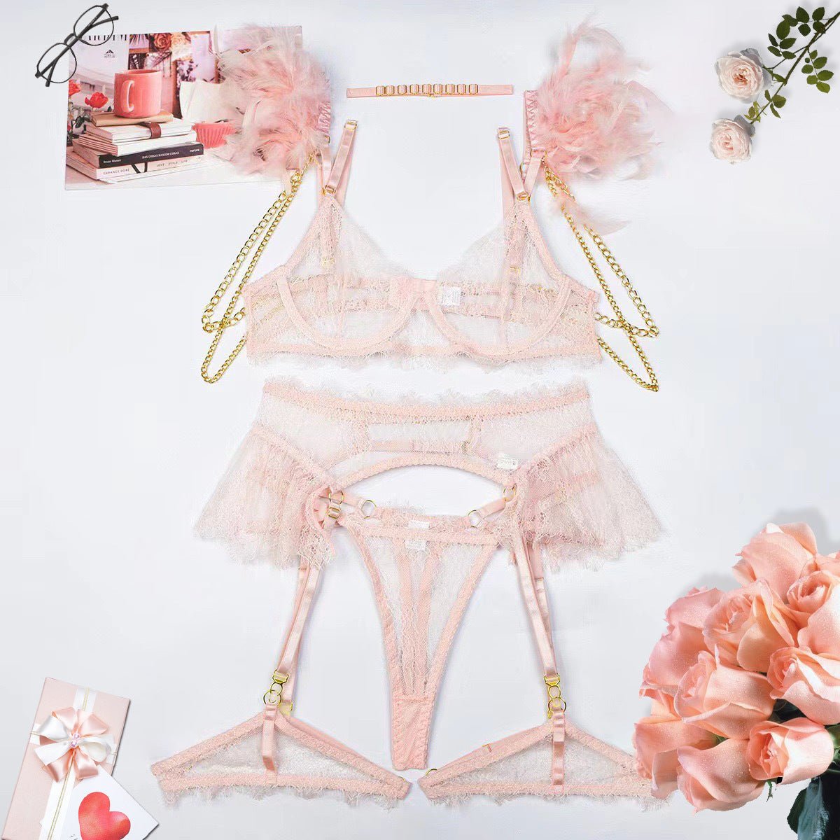 Dessous - Set mit Feder - Detail, abnehmbarer Metallkette und Spitzenbesatz für verführerische Looks - Si.Kreativkauf