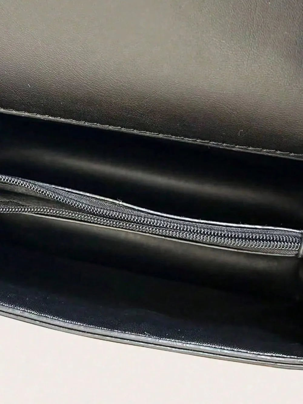 Handtasche aus PU - Leder mit abnehmbarem Schulterriemen für vielseitige Nutzung - Si.Kreativkauf