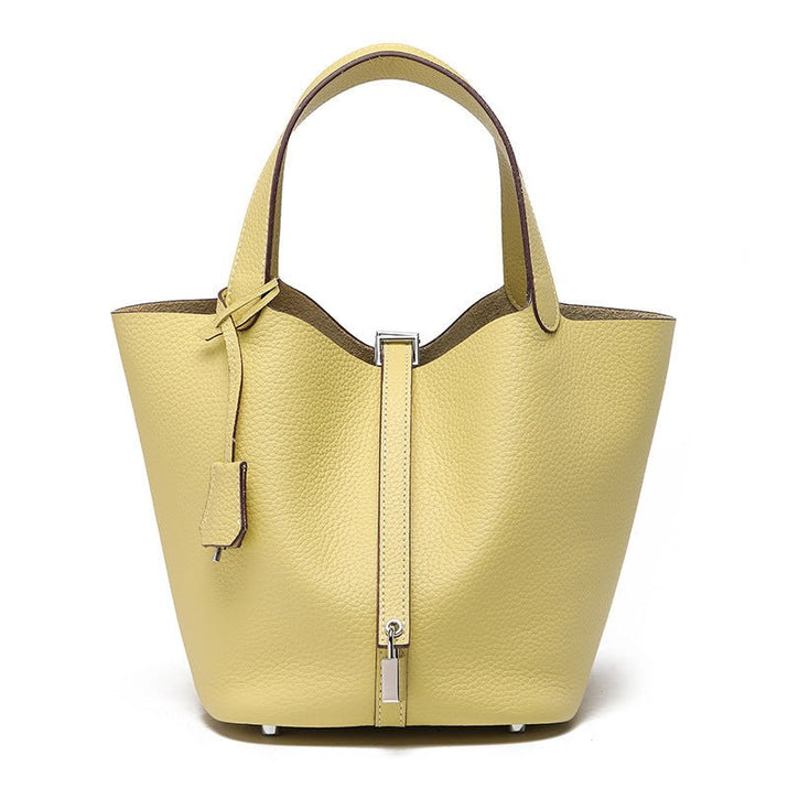 Hochwertige Rindsleder Damenhandtasche mit praktischem Design und Fächern für den Alltag - Si.Kreativkauf